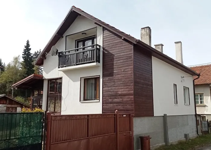 Сasa de vacaciones марковата къща *